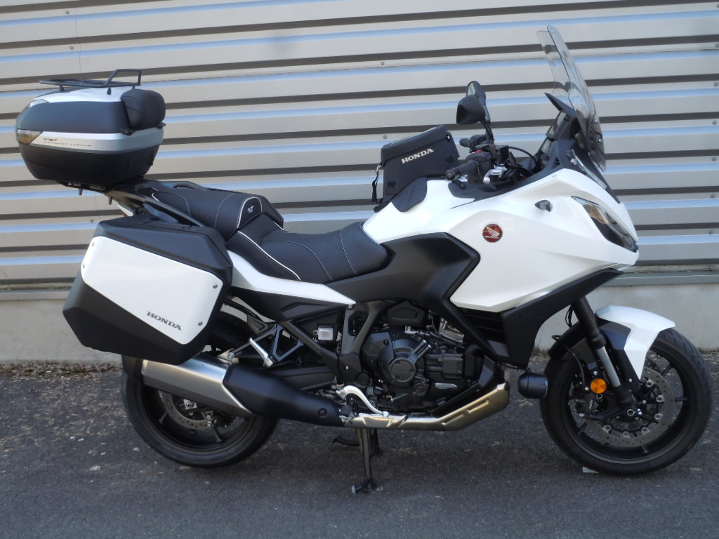 NT 1100 DCT KICK MOTO  ANTHY SUR LEMAN 